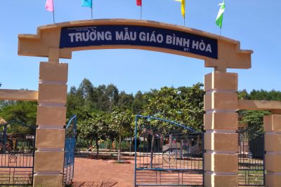 Bài Thơ “Gà mẹ đếm con”